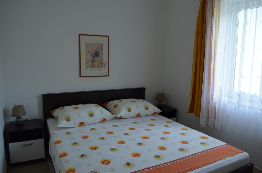 Apartments & Rooms Dordic Baška Exterior foto