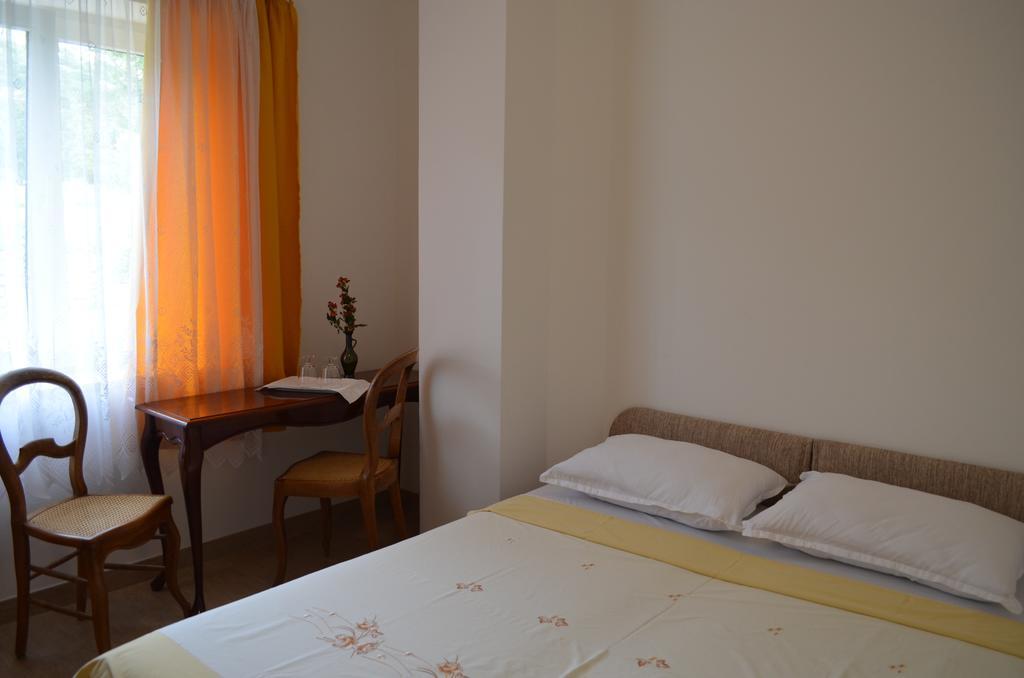 Apartments & Rooms Dordic Baška Exterior foto