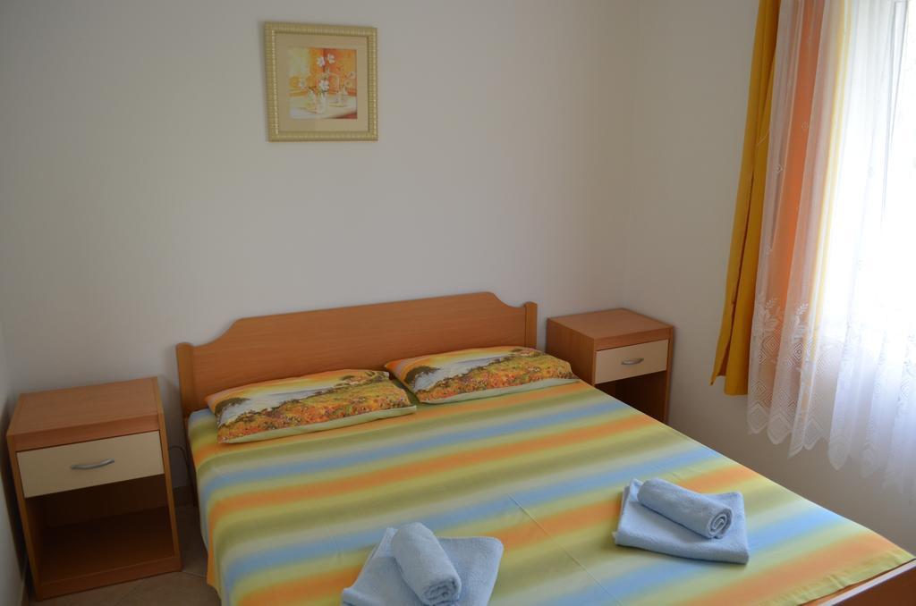 Apartments & Rooms Dordic Baška Exterior foto